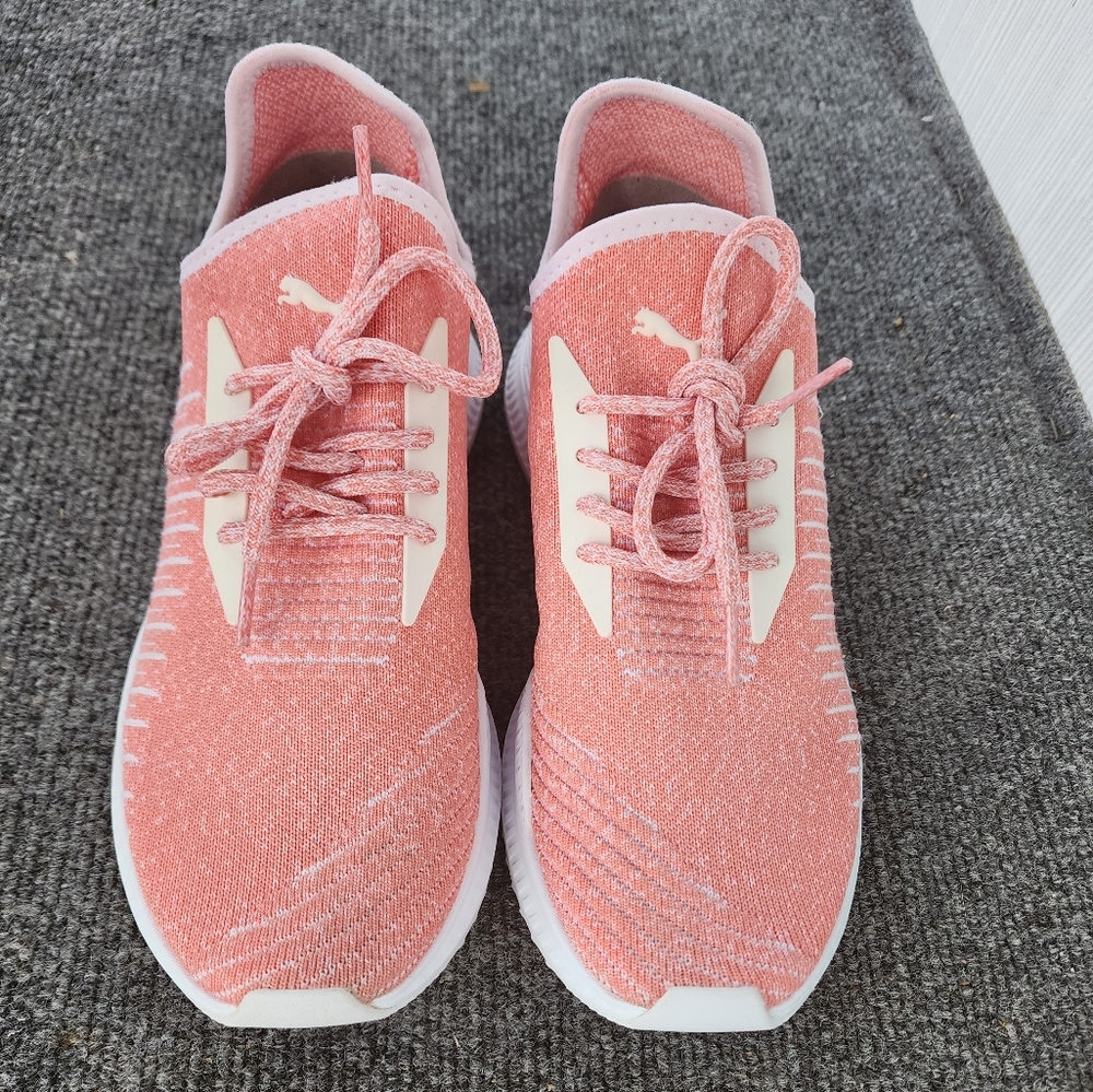 Puma avid evoknit ignite sneaker